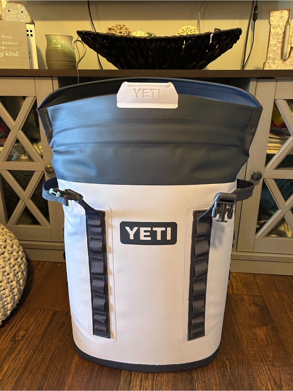 YETI Hopper M20 Backpack Soft Cooler – Lilac Purple/Charcoal – Like New